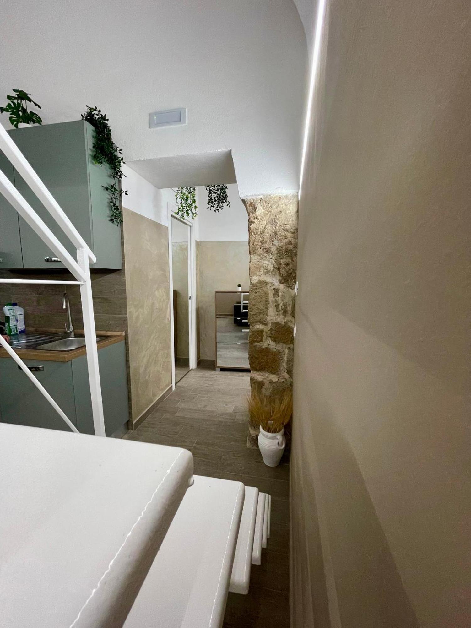 House Karol * Naples